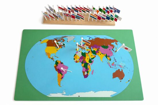 Pasaules karte ar karodziņiem