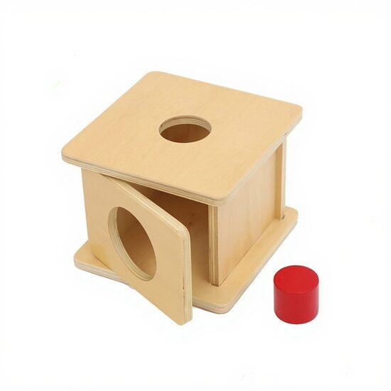 Kaste ar ievietojamu zemu cilindru