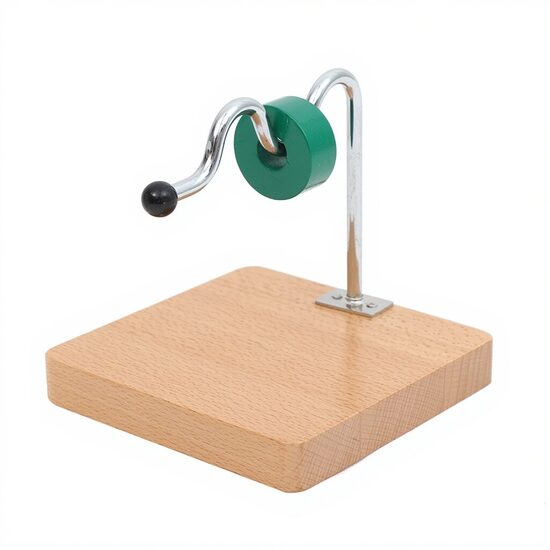 Disks uz horizontāla, liekta metāla stieņa